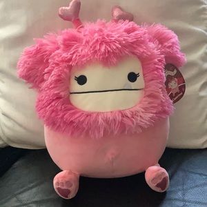Caparinne Squishmallow 11”